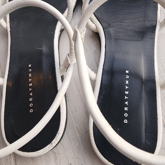 dorateymour white strappy flat sandals size 36 - Picture 8 of 9